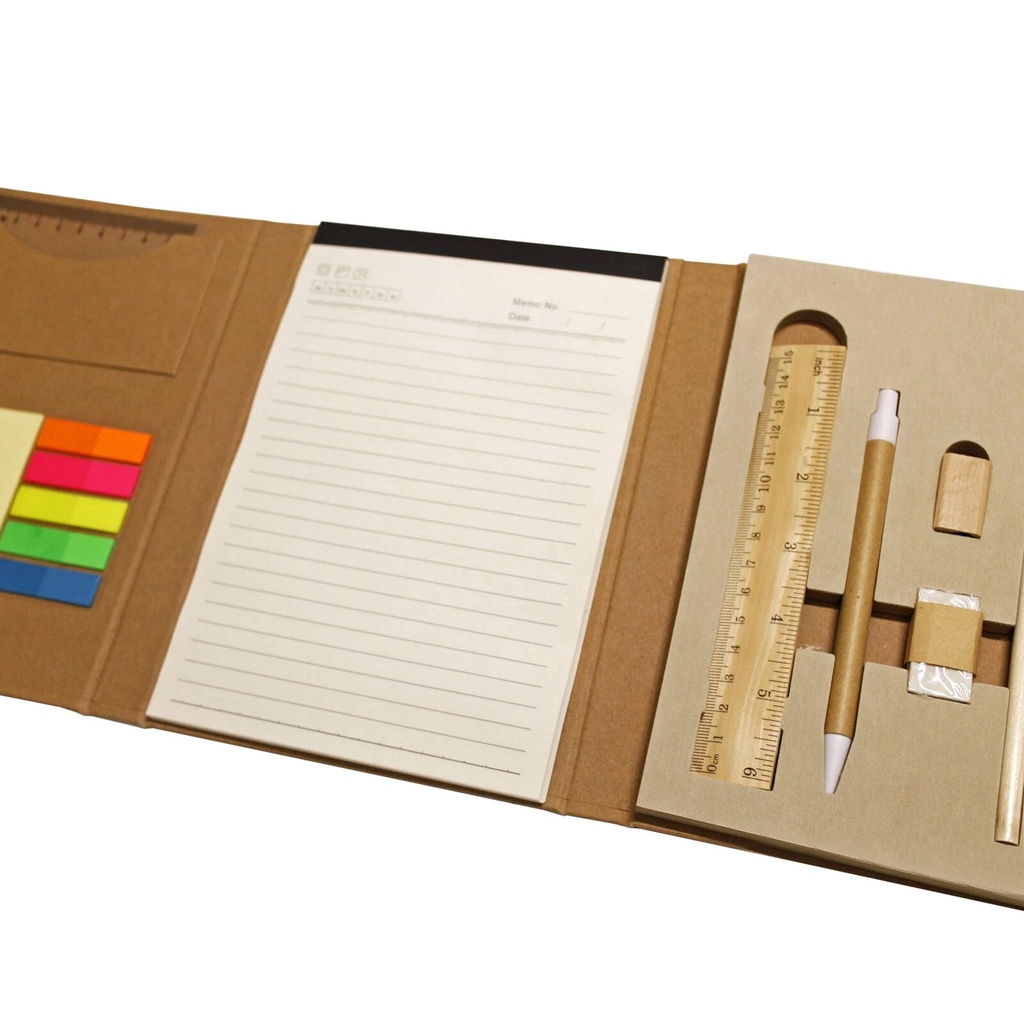 Carpeta de cartón reciclado con set de útiles 3