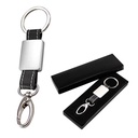 Llavero de metal y cuerina negro